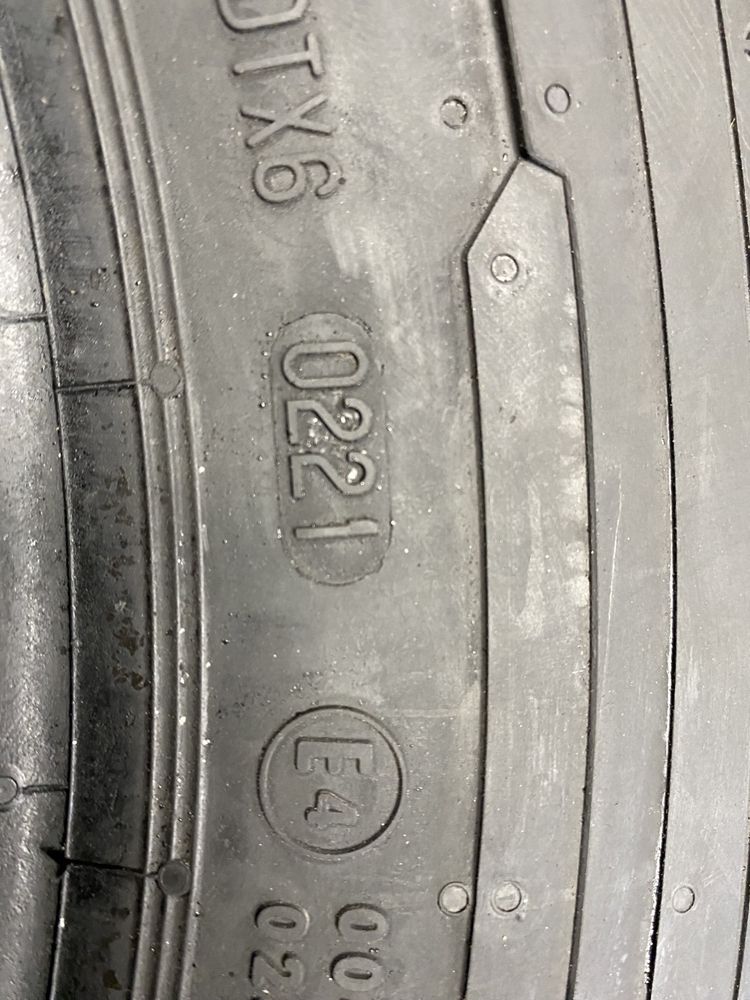 215/65R16C  Continental ContiVanContact 100