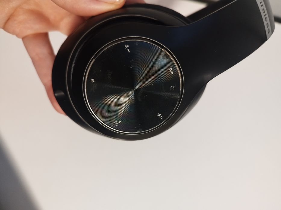 Słuchawki nauszne wiraless 9s