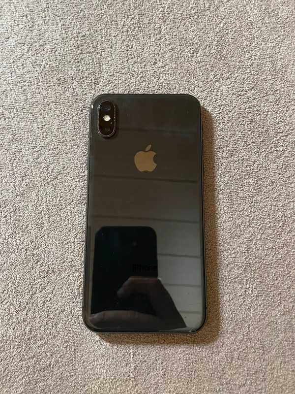 Iphone X 89% baterii