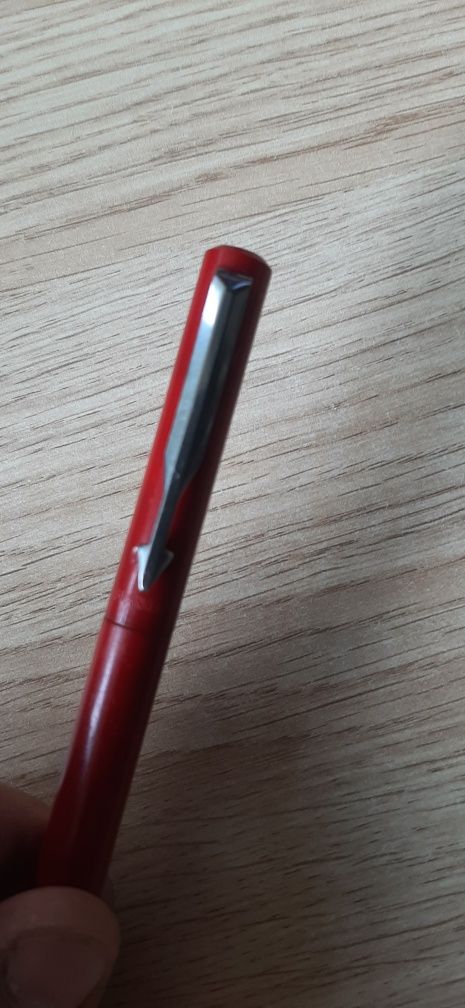 Ручка перьевая PARKER VECTOR Red CT 2025420