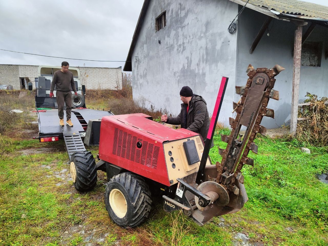 Ditch Witch 410SX .бара.кабелеукладчик.траншеекопач