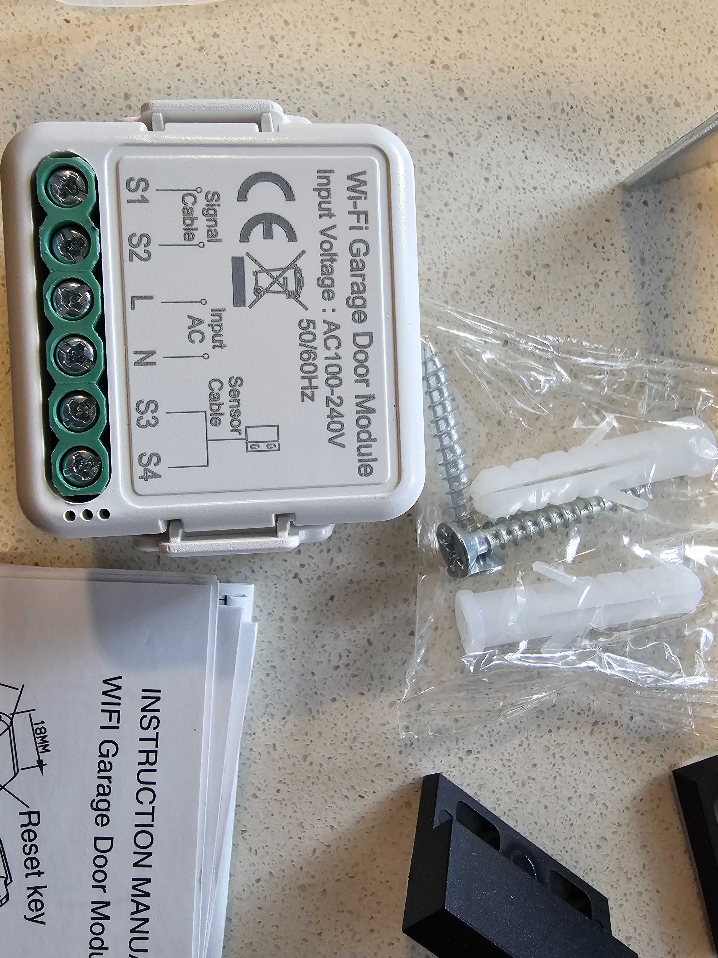 Modulo wiffi para portão de garagem  Tuya