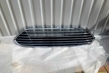 Решітка радіатора Ford C-Max MK 2 2014-2017 HYBRID, USA