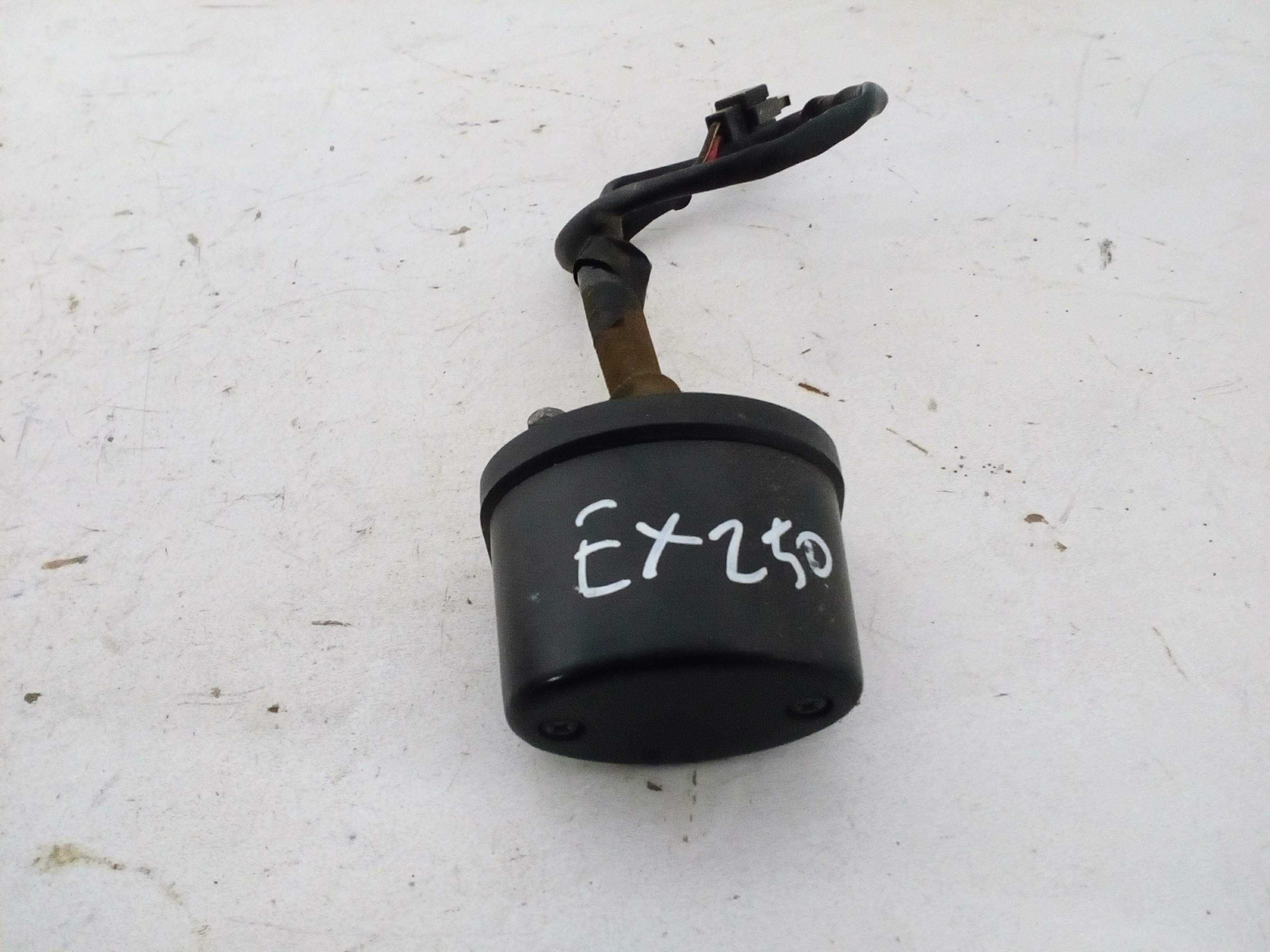 Kawasaki ex 250 ninja podświetlenie tablicy rejestracyjnej lampa