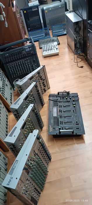 Мікшерні пульти Behringer, SoundCraft, Yamaha