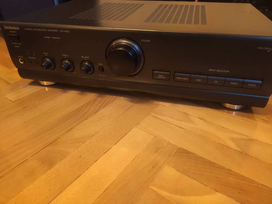 Wzmacniacz Technics SU-V620
