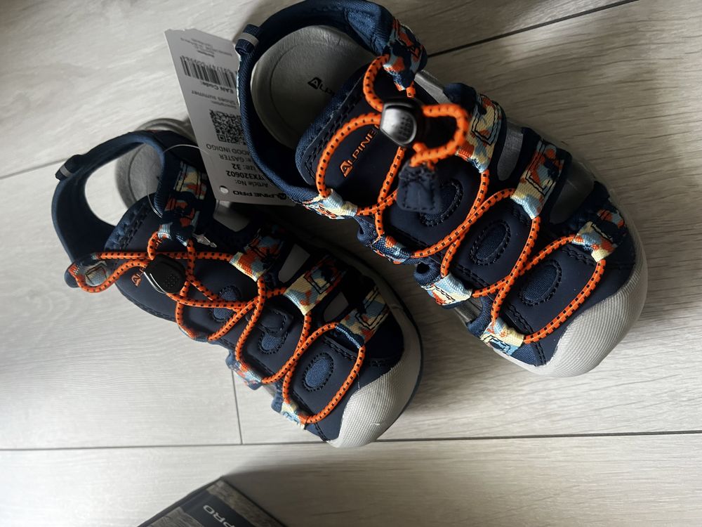 Alpine pro дитячі босоніжки сандалі 32р