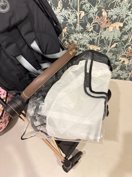 Cybex Mios 3.0 Rose Gold z tapicerką Sepia Black i dodatkami
