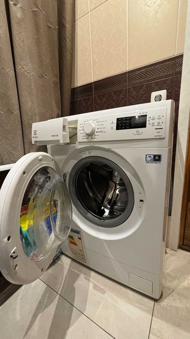 Стиральная машина Electrolux EWS 1064 NAU