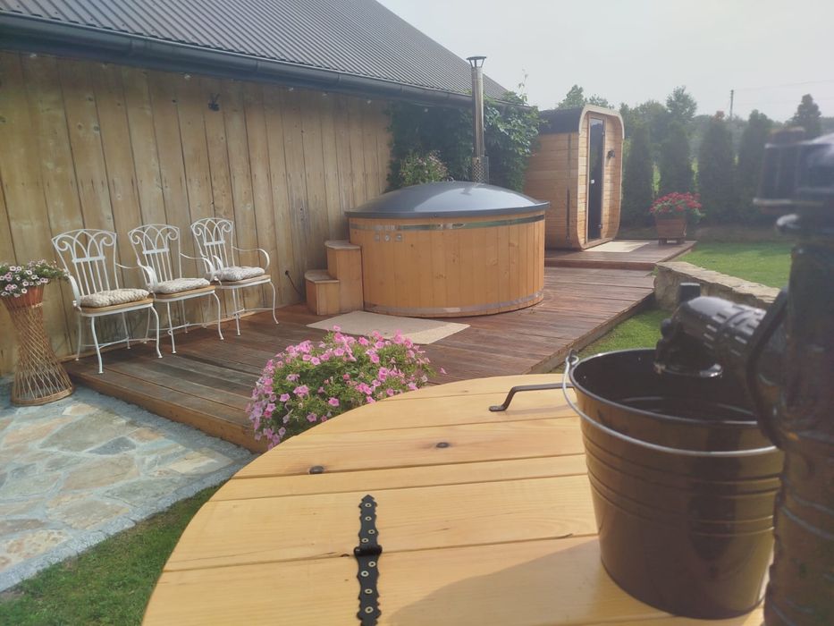 Dom z jacuzzi, sauną i ogniskiem - odpocznij / imprezuj w naturze!