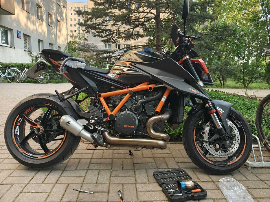 Wydech AKRAPOVIC KTM 1290 SUPER DUKE R 2018/2023, KTM 1390R- 2024