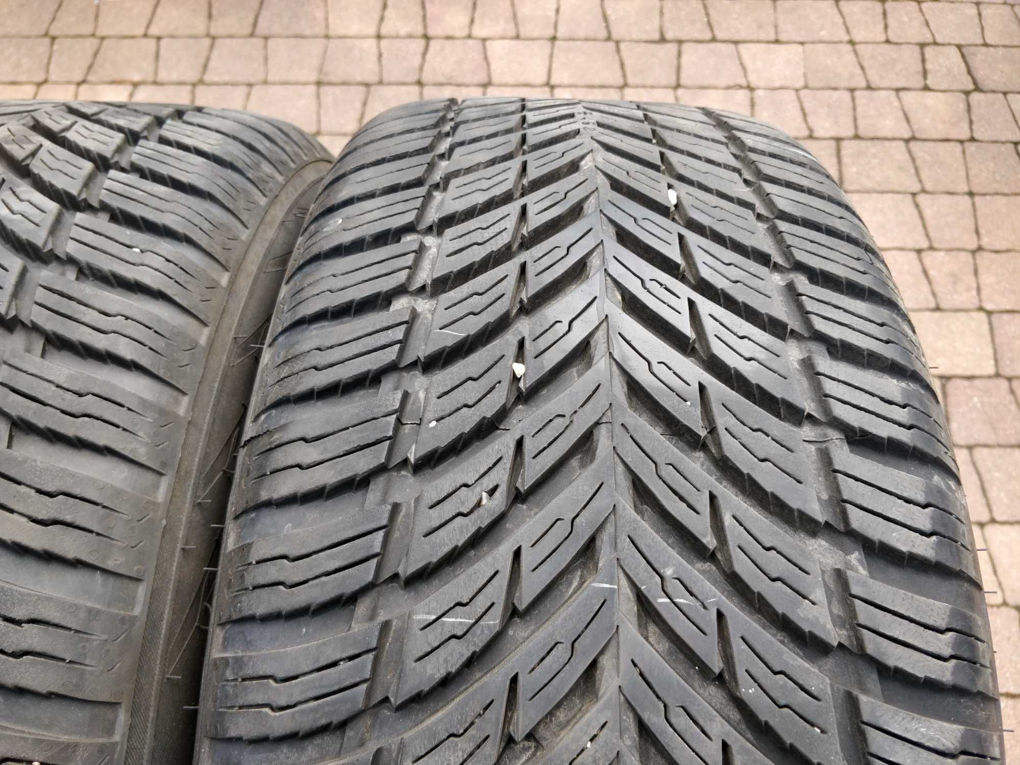 3078. Opony wielosezonowe 235/50/18 Nokian 8.2mm 2022r cena za 2szt