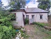 Продаж будинку у селі.