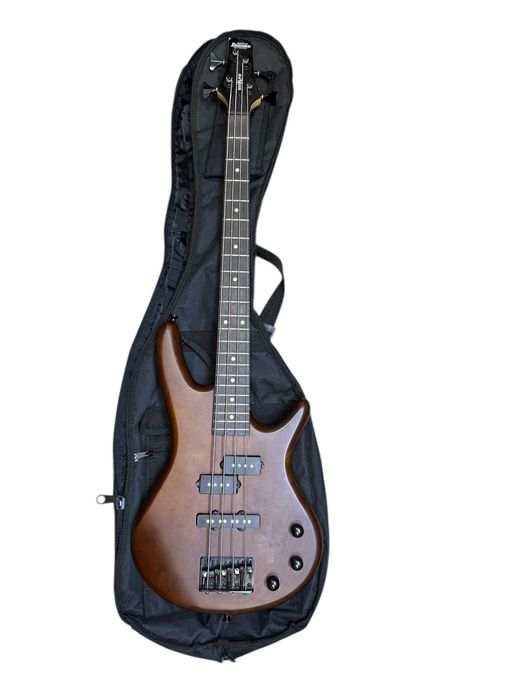 Gitara basowa Ibanez GSRM20B-WNF Shortscale z kablem do wzmacniaczy