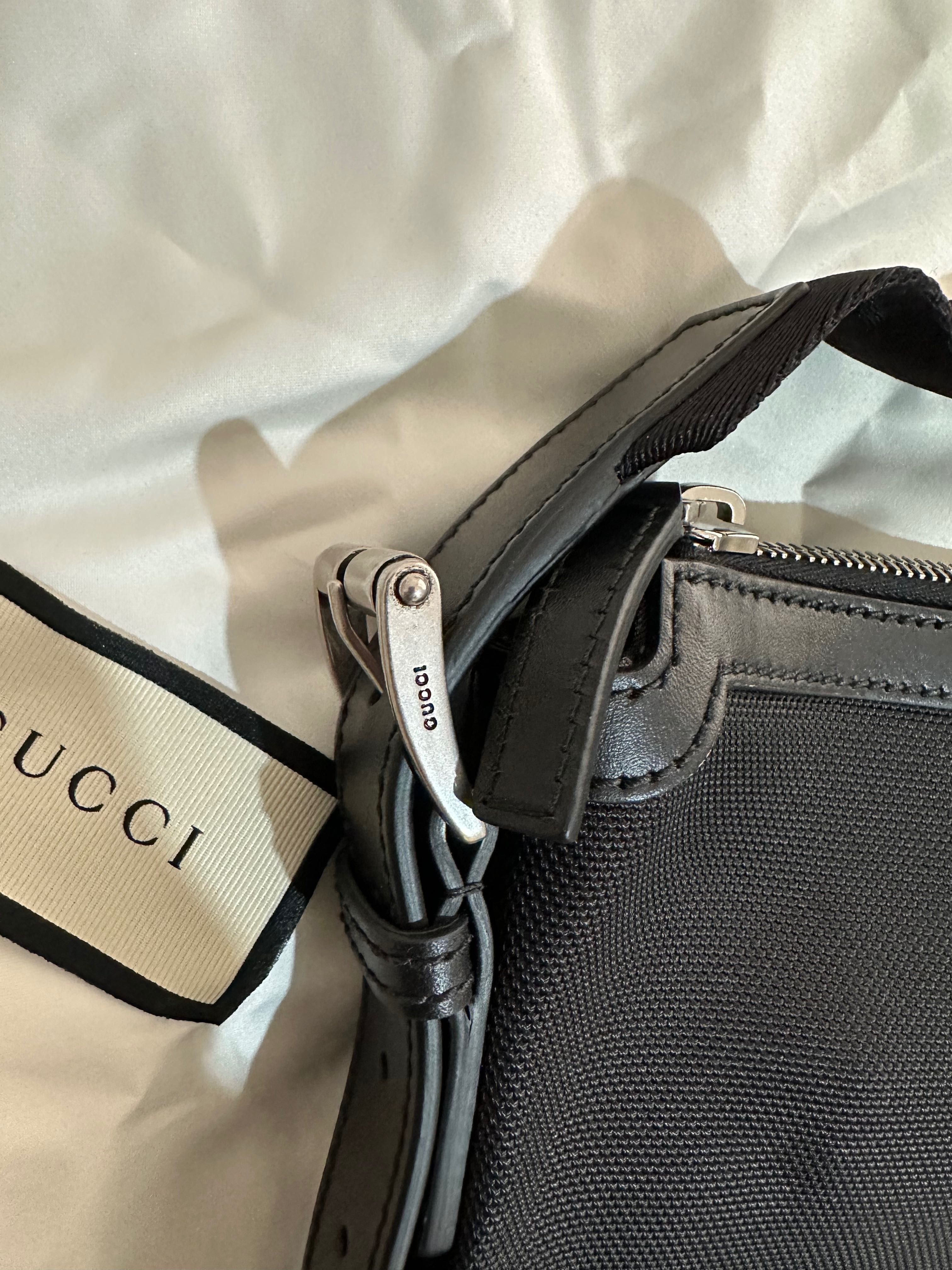 Сумка чоловіча GUCCI Gucci Black Canvas Web Techno Messenger Bag