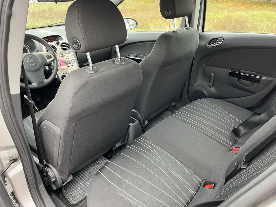 Corsa 1.4 benzyna Klima 5 drziwi