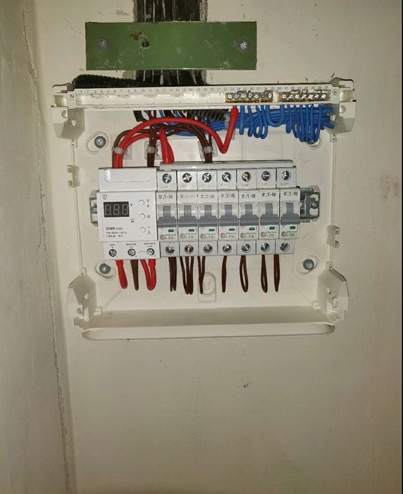 Виконуємо заміну електо проводки без пилу та найкоротші терміни