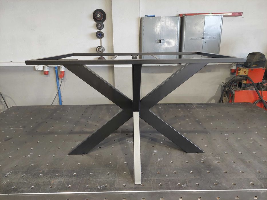 Metalowe nogi (podstawy)