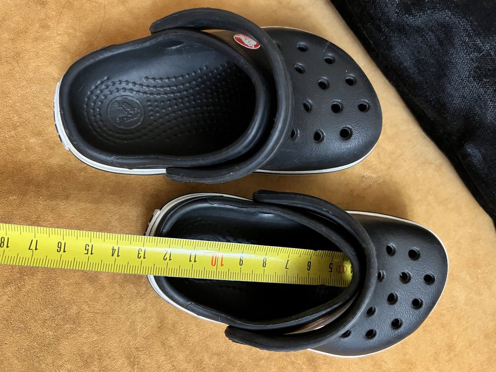 Crocs размер 4/5