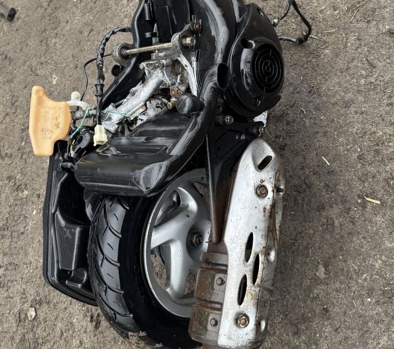 Двигатель мотор Honda lead af 48 100куб