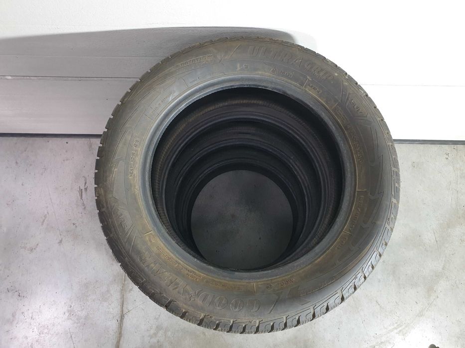 4szt. 215/60/17 96H Goodyear UG Performance SUV G1 5mm 2019r [ 9926 ]