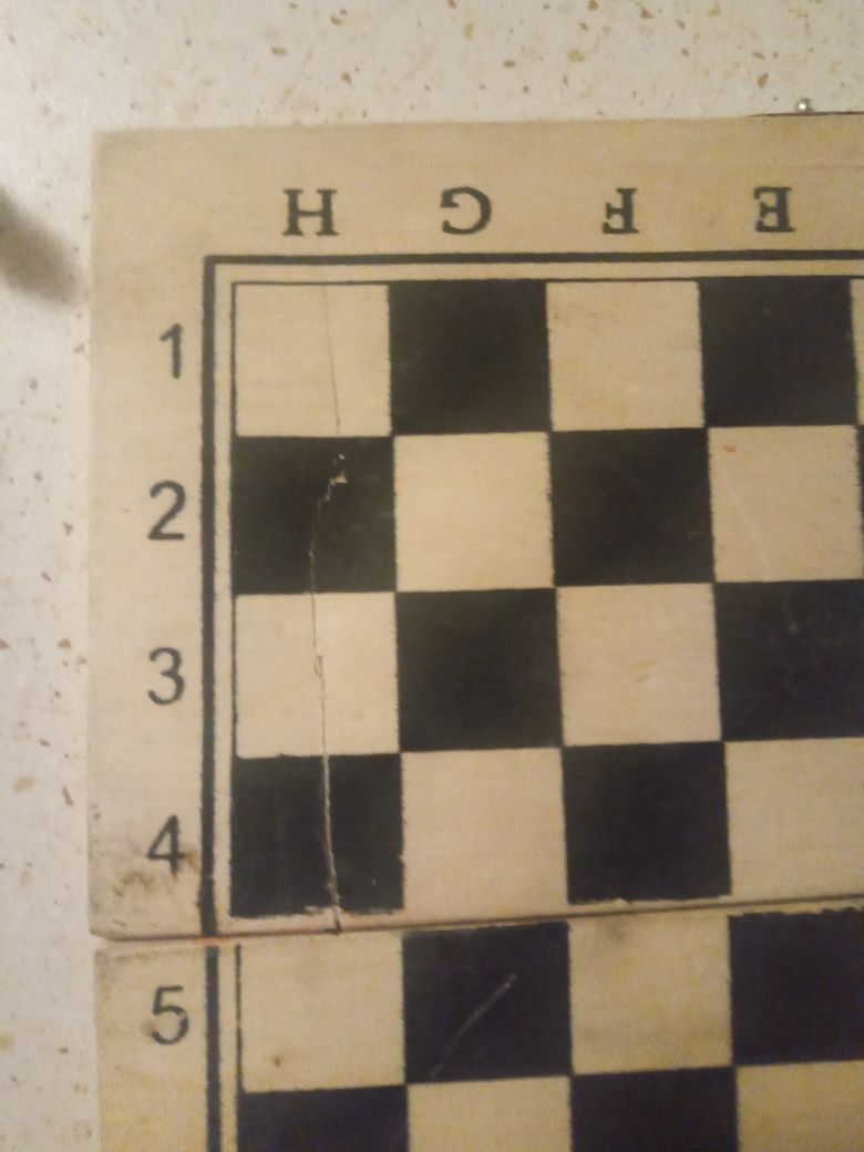 Kolekcja szachy drewniane pudełko