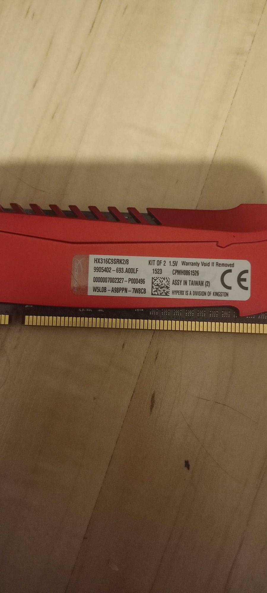 kości pamięci RAM o pojemności 16 GB (4 x 4gb