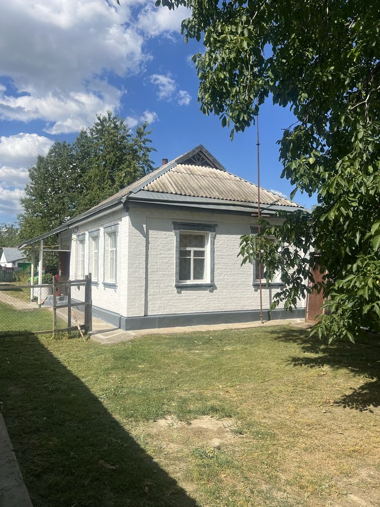Продам затишний будинок в затишному місці