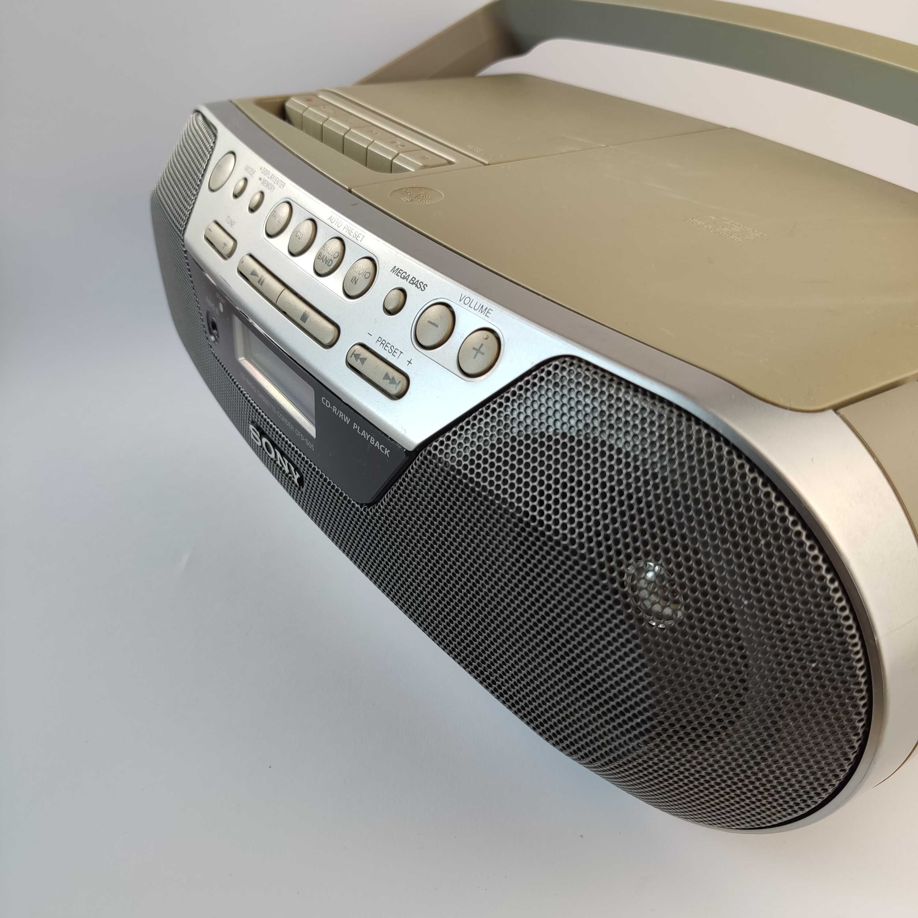 Radiomagnetofon z CD - SONY CFD-S05 - sprawny