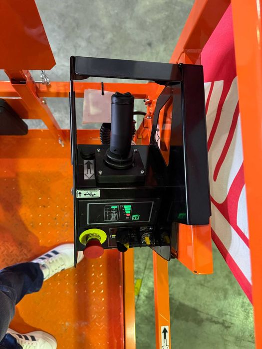 Plataforma Elevatória Tesoura Elétrica (NOVA) 10mt