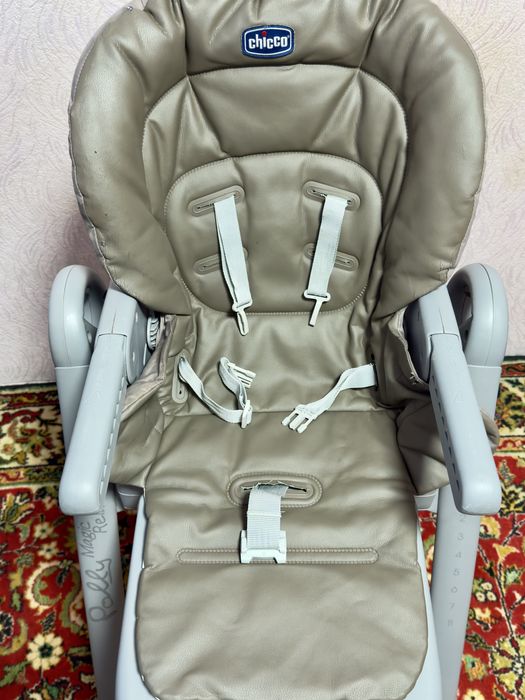 Chicco столик для  кормления