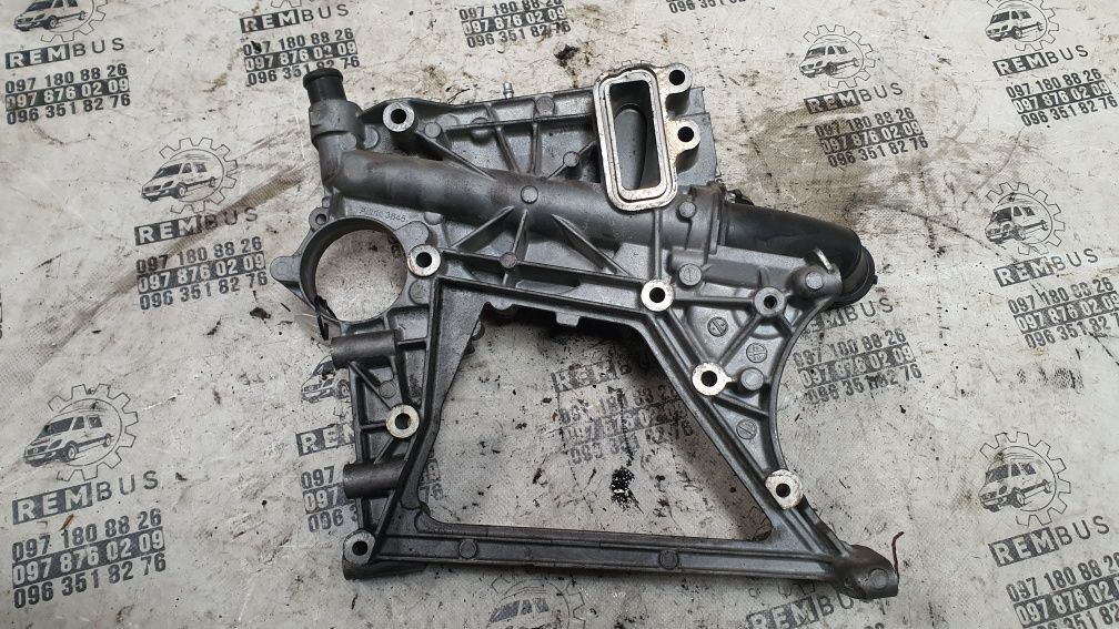 Кришка двигуна передня Mercedes w212, glc om651 2.2 A6512012409