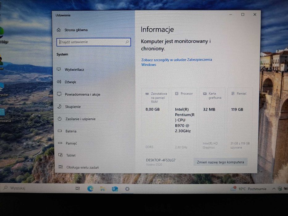 Wytrzymały Dell 2520 {2x2,3 GHz/128GB SSD/8GB RAM/HDMI}