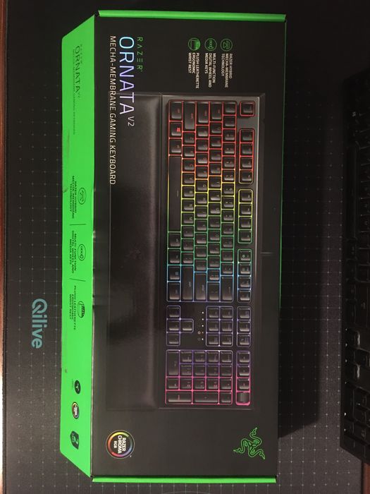 Teclado Razer Ornata V2 (Semi-mecânico-Preto)