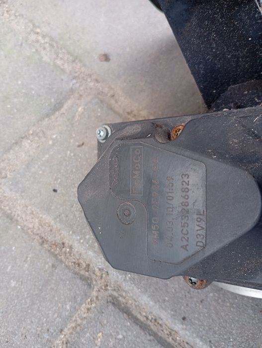 Przepustnica Mondeo MK4 2 L HDi