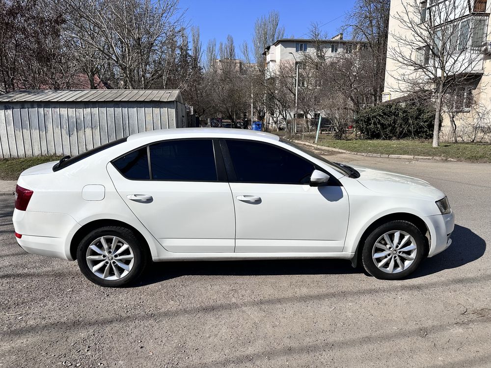 Продам шкода октавія 2014 року, 1.4л, 150 к.с