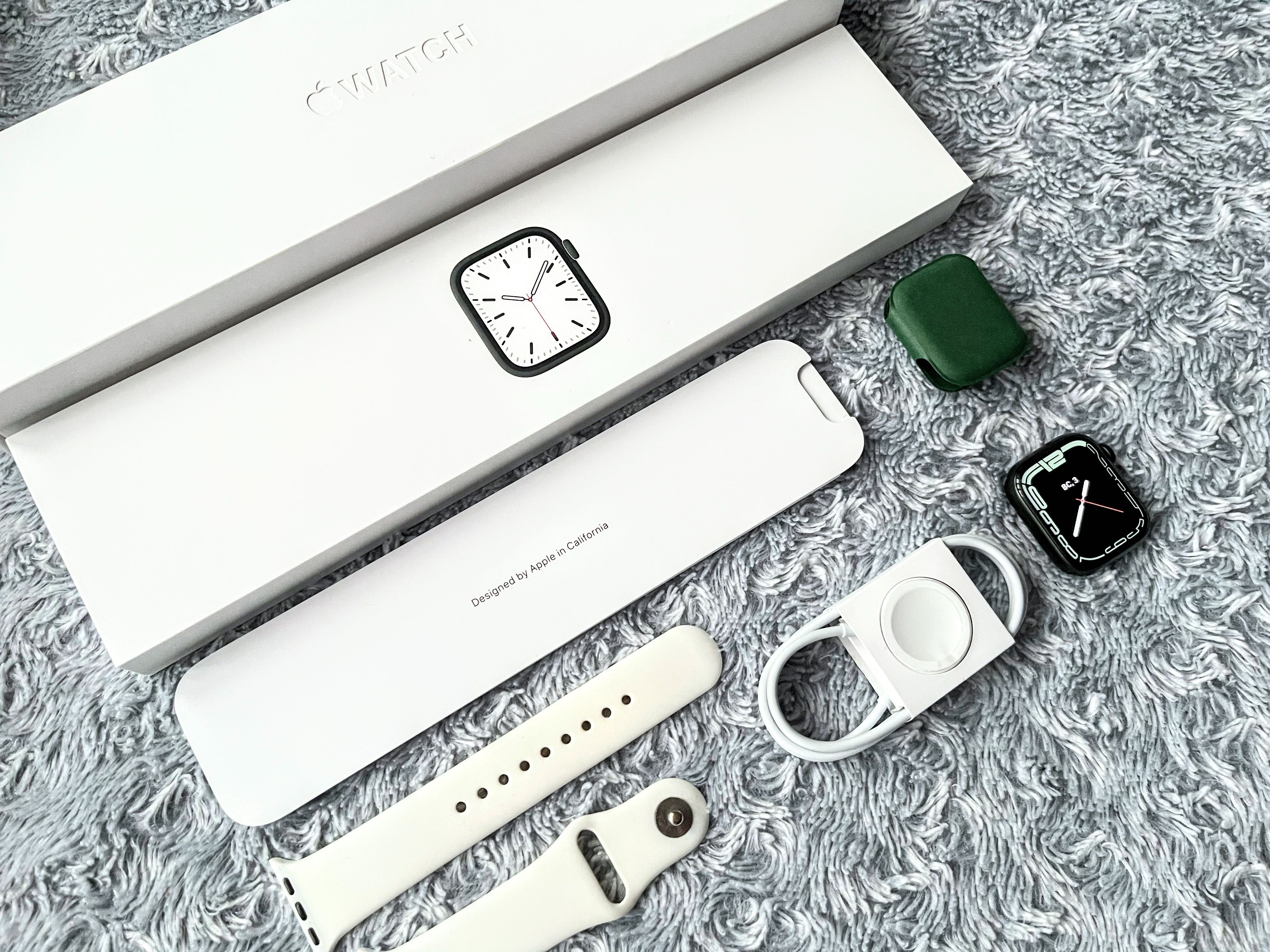 Apple Watch 7 (41 mm) комплект, шикарное состояние! А2473