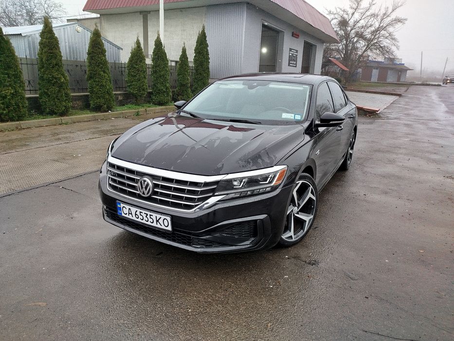Volkswagen Passat B9 2.0 TSI
