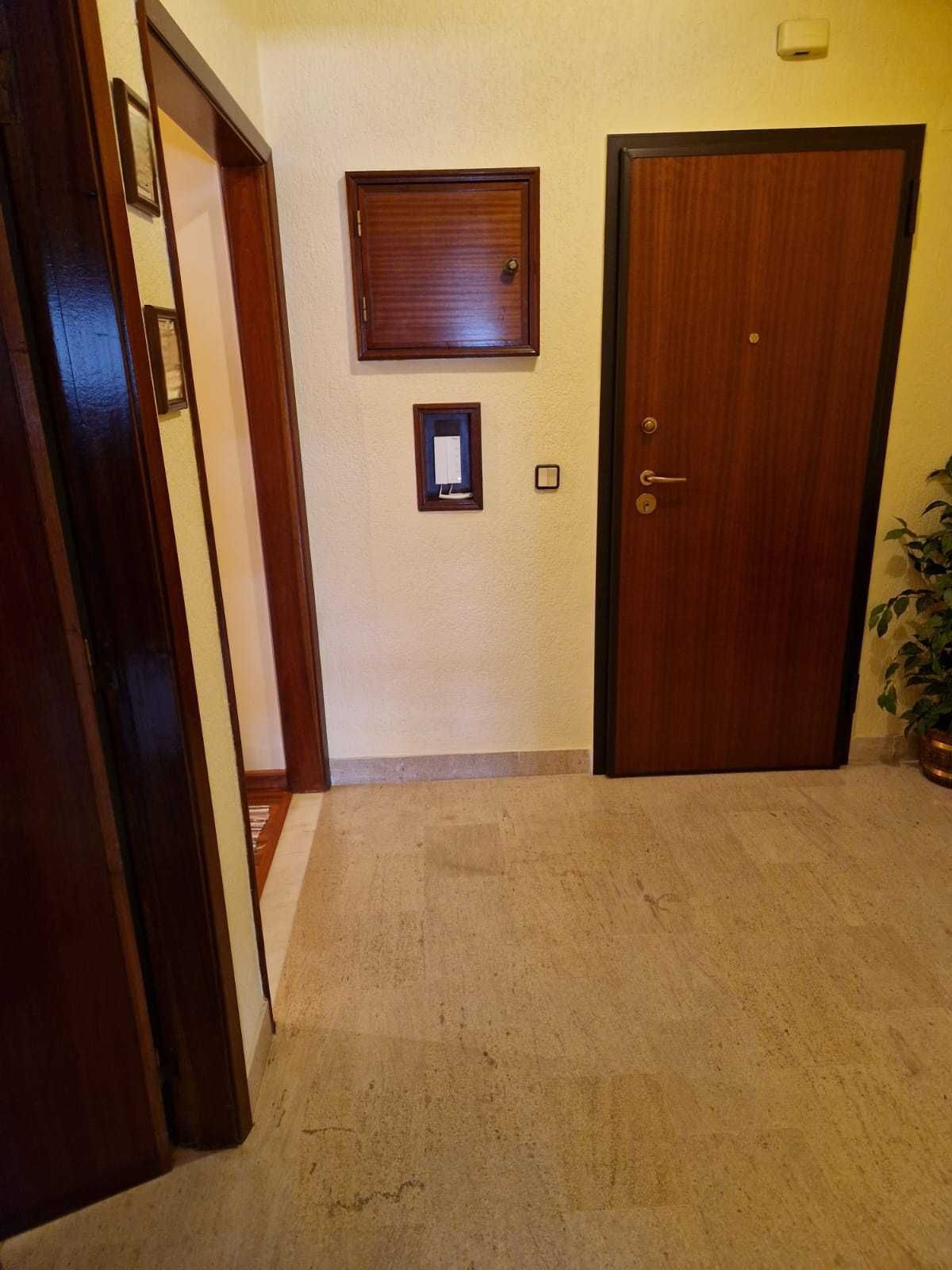 Apartamento T1 Massamá