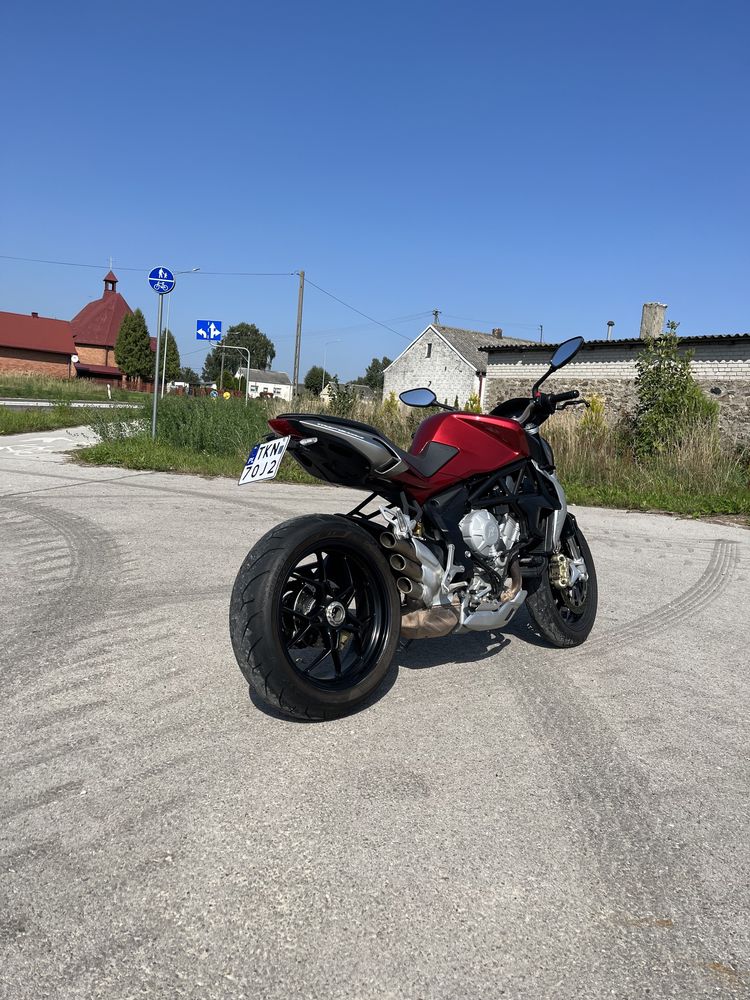 Mv agusta brutale 800