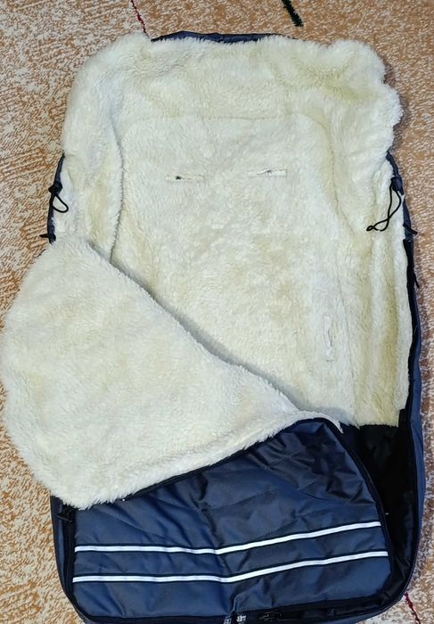 Конверт на овчині та муфти