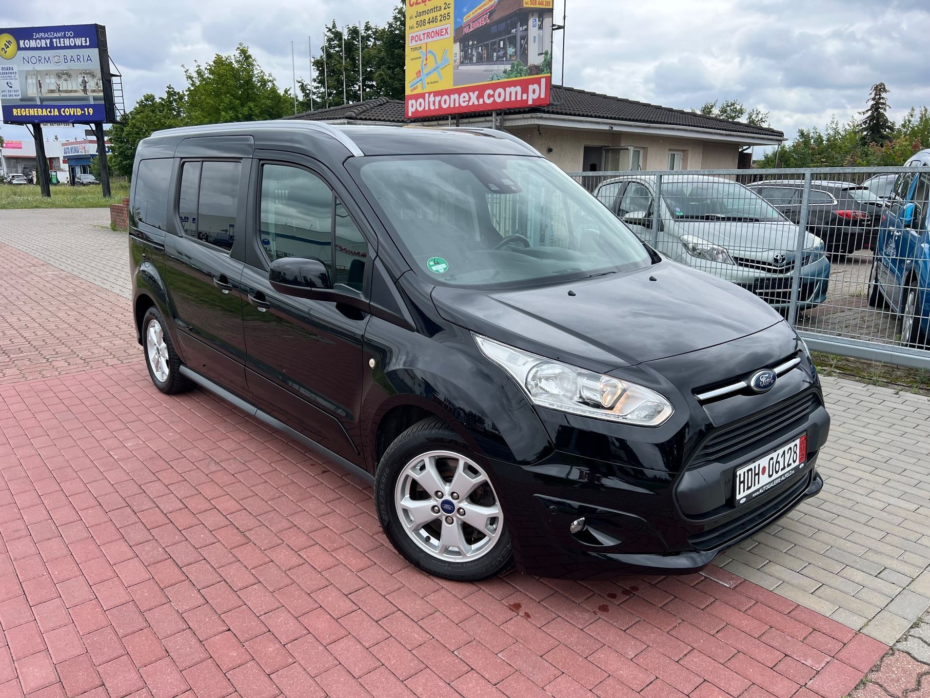 Ford Tourneo Connect Ford tourneo Grand Connect Titanium 7 osób 110Tkm sliczny