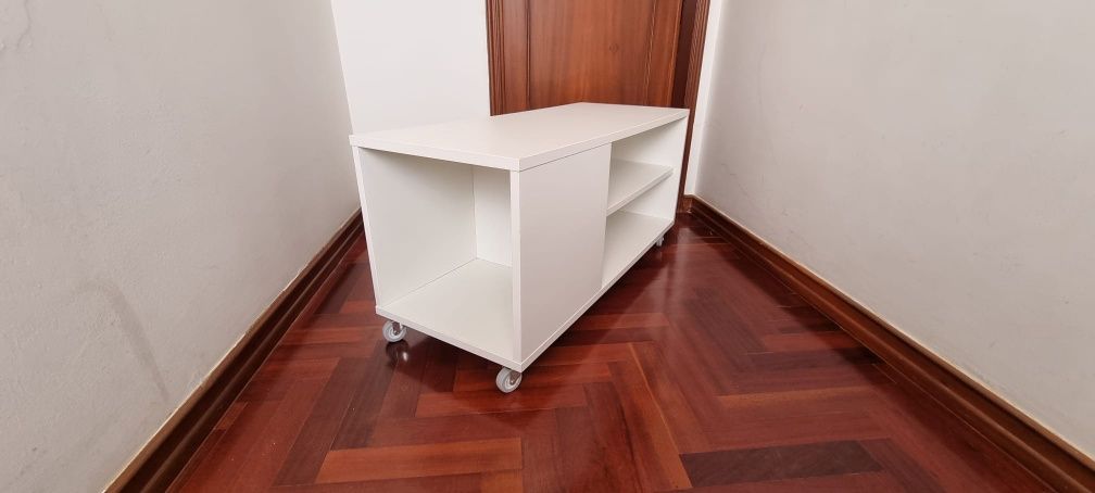 Mesa de centro vihals ikea 35€