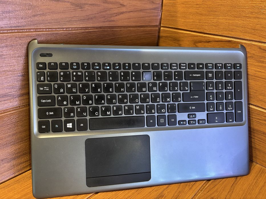 Acer E1-570G по запчатинам