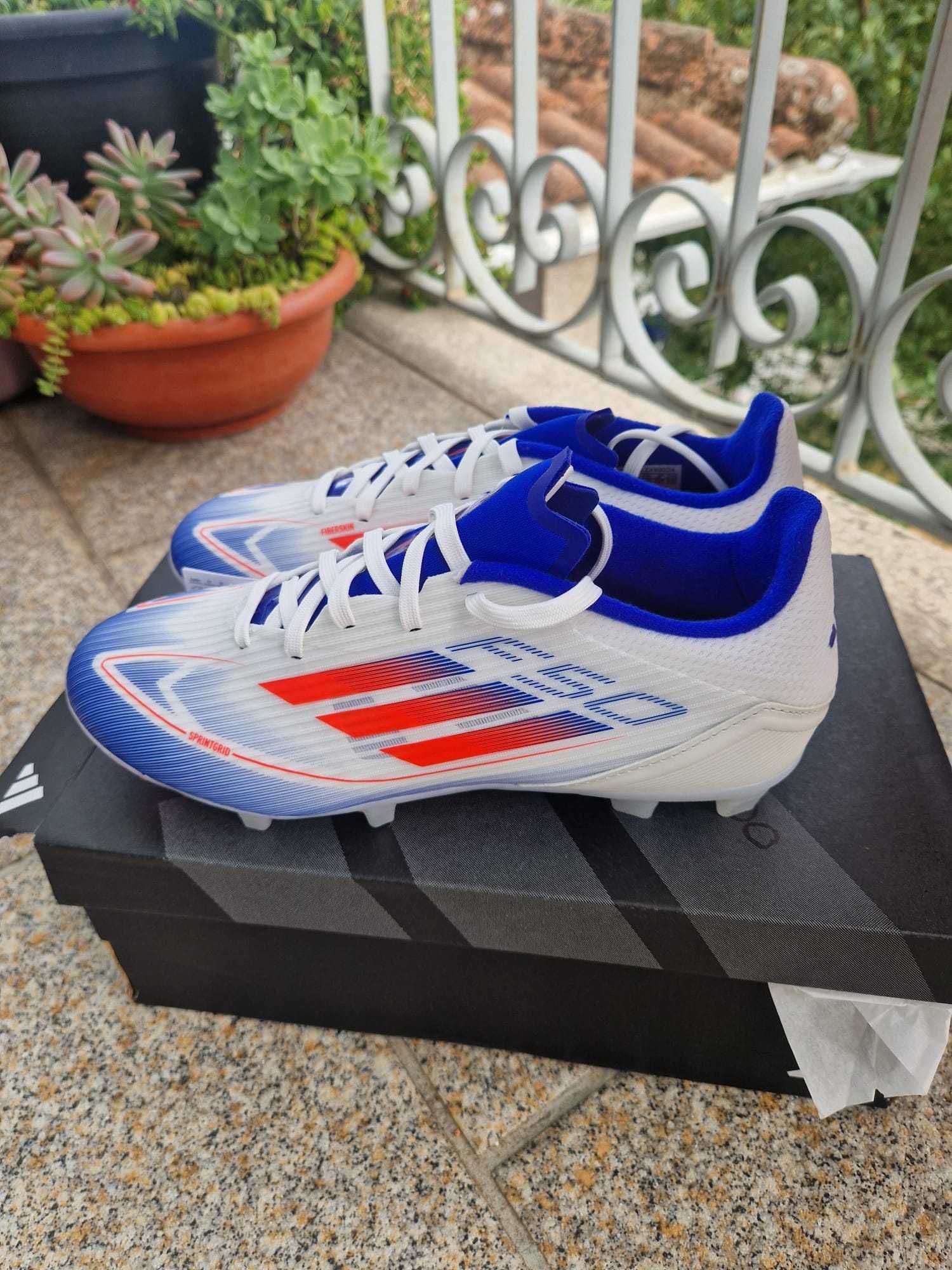 Chuteiras novas Adidas F50 League