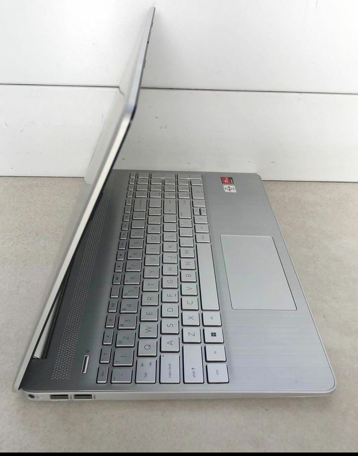 Laptop  HP 15S- EQ1082NW/8GB/256GB/ Win 11