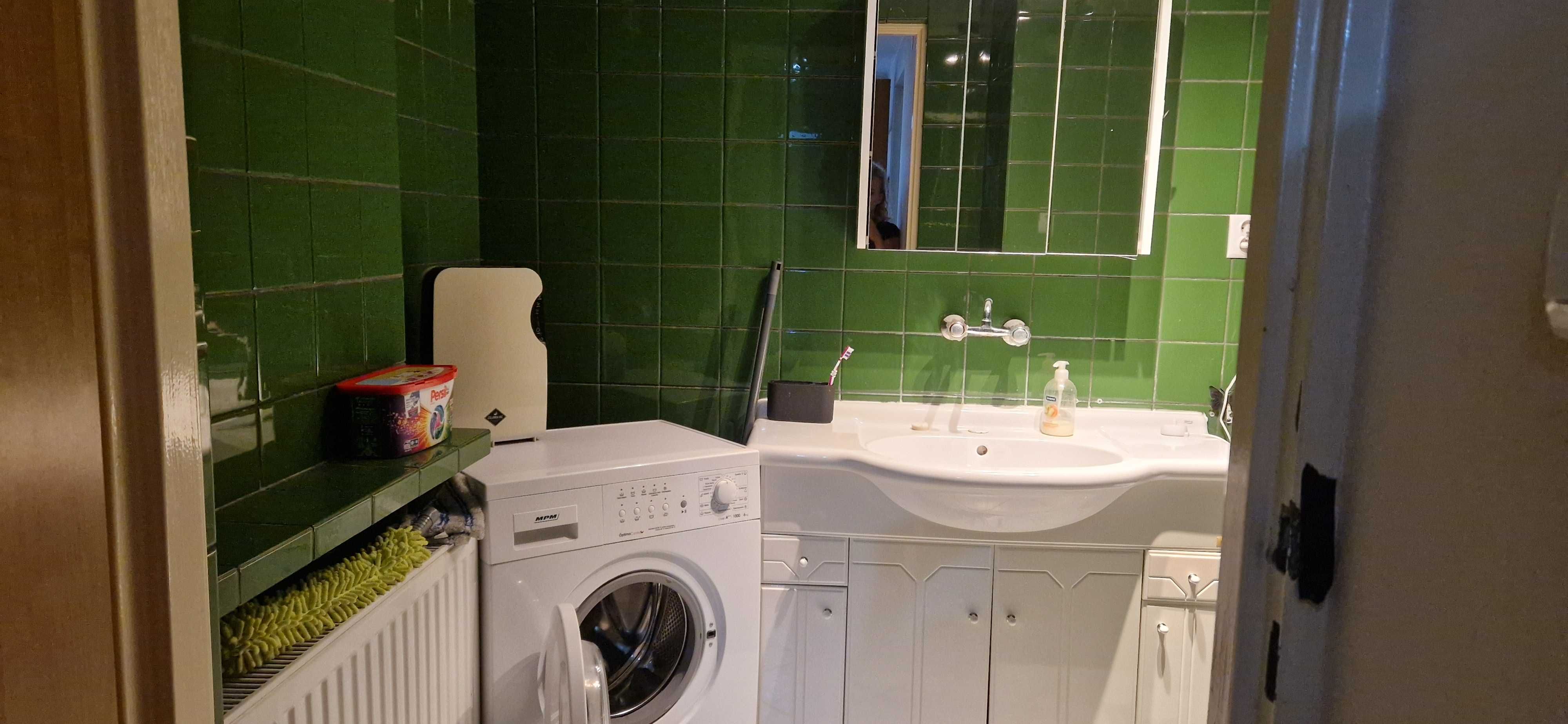 Wynajmę mieszkanie w domu. Łomianki