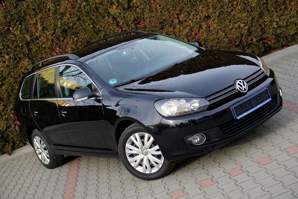 Volkswagen Golf 1.2TSI 105KM # Klimatronic # PDC # Grzane fotele # Kombi