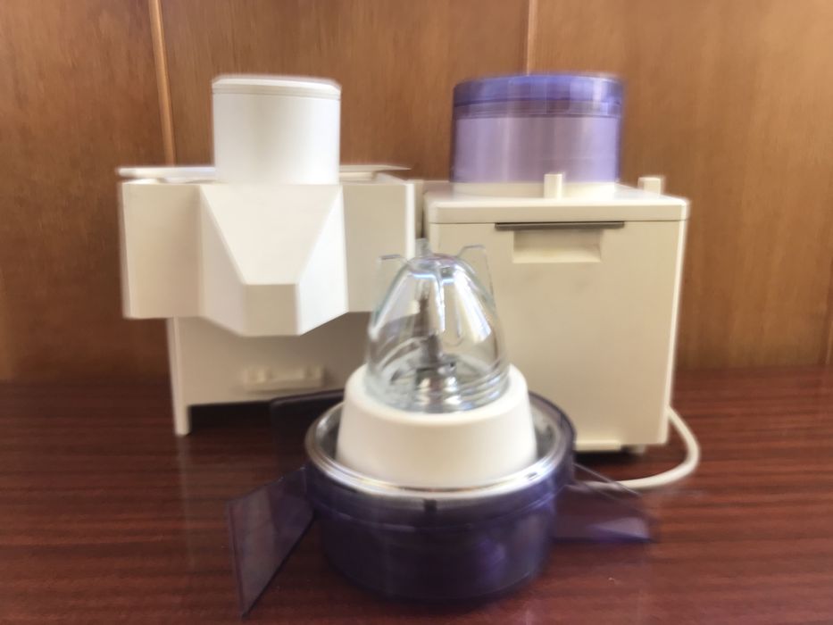 Продам кухонный комбайн