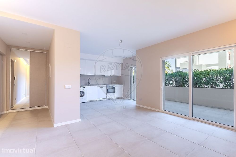 Apartamento T1 para arrendamento